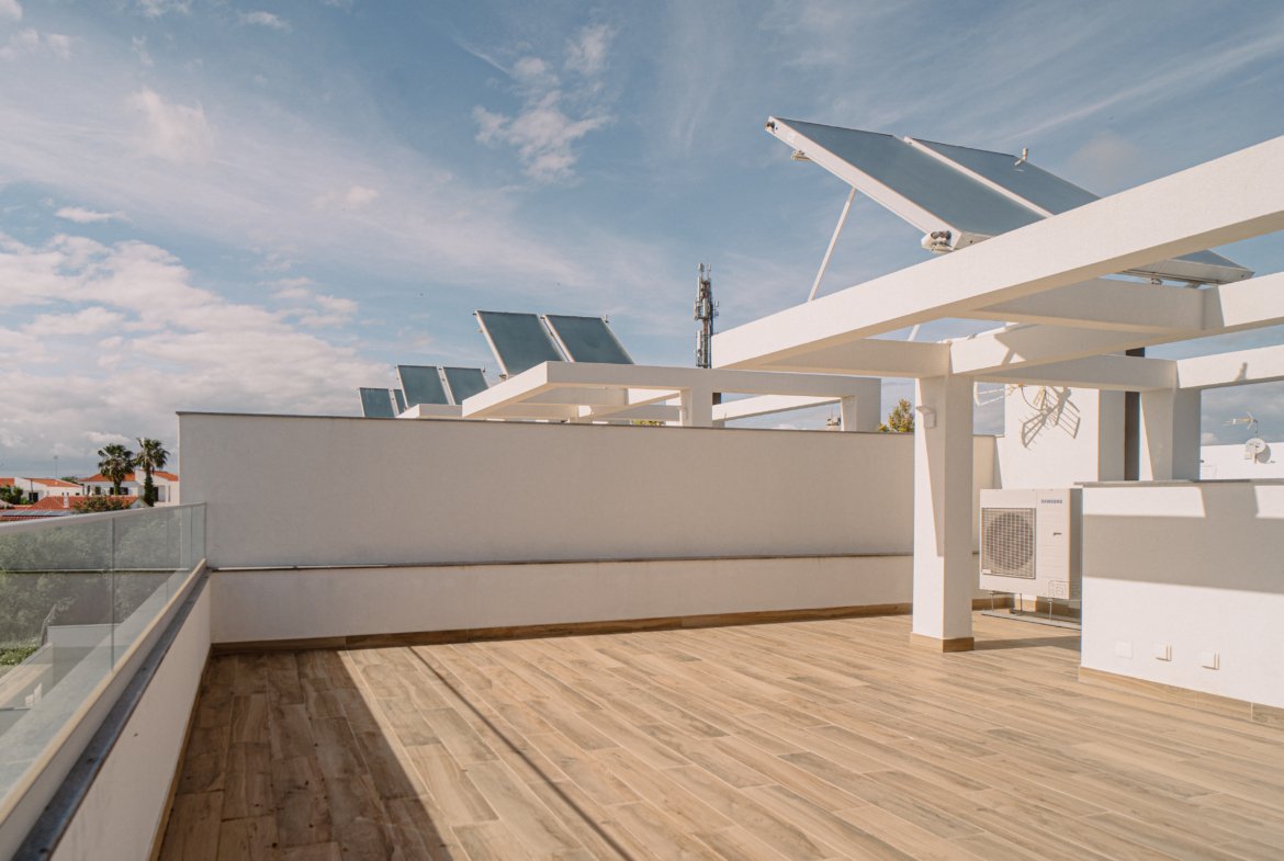 Villa Fuseta – Exceptional Smart Home with Pool, €680,000