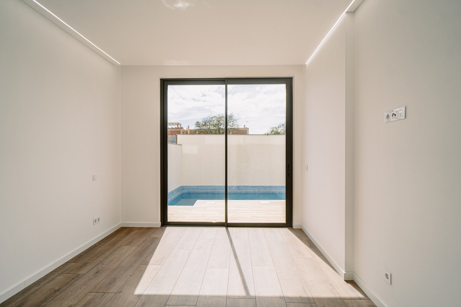 Villa Fuseta – Exceptional Smart Home with Pool, €680,000