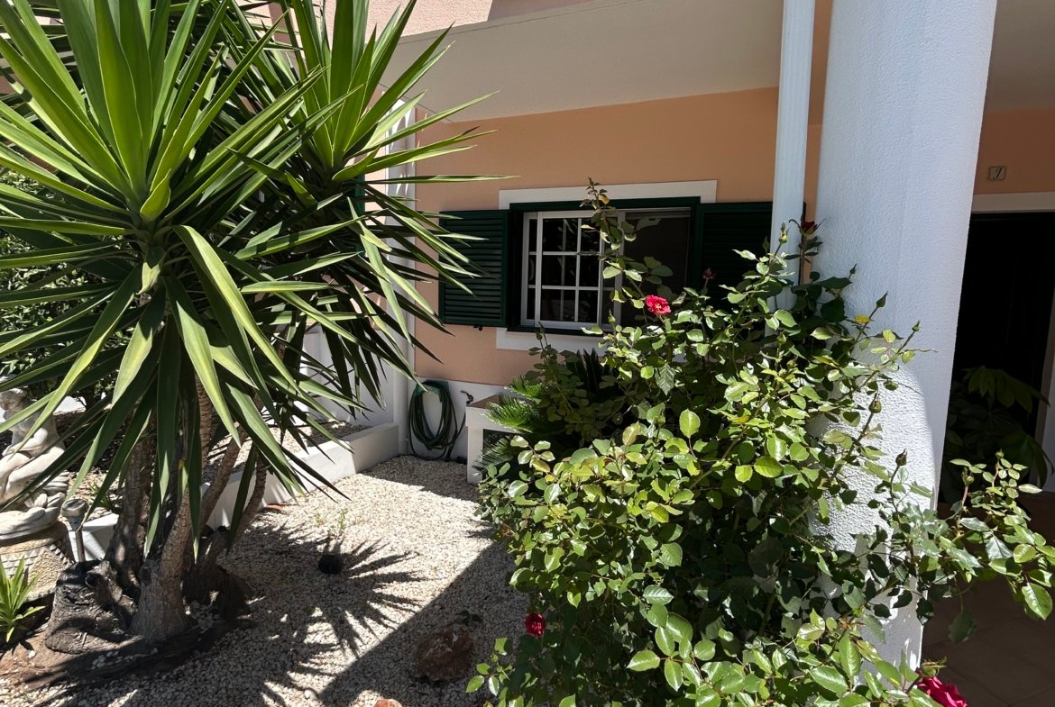 3 Bedroom Villa in Private Condominium with Pool – Albufeira, Algarve