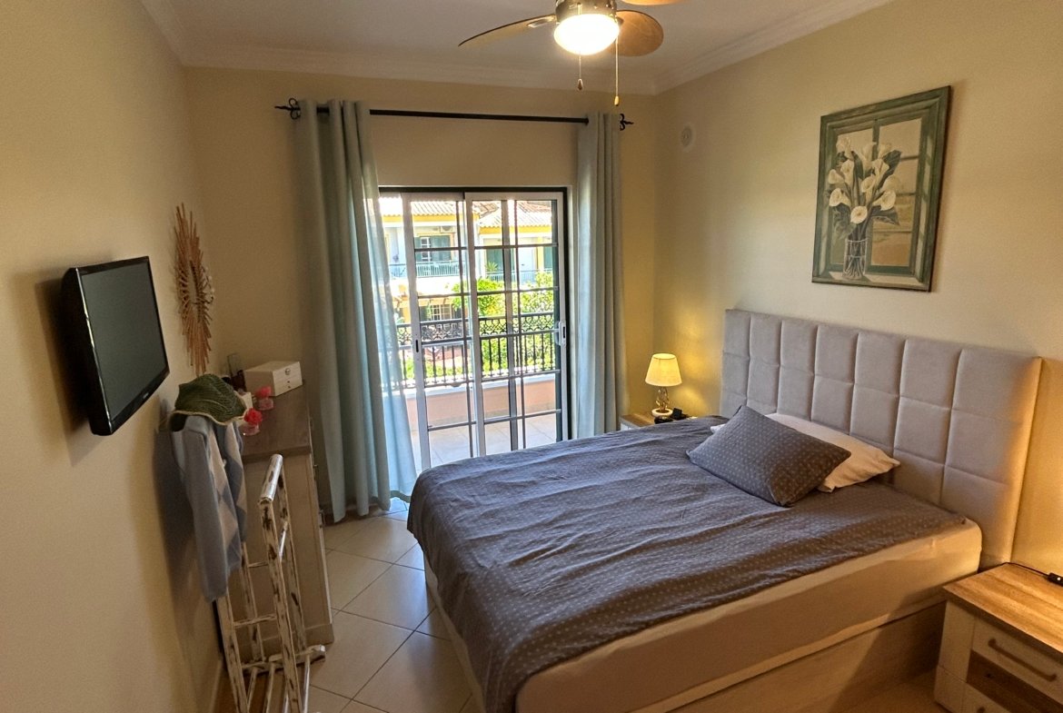 3 Bedroom Villa in Private Condominium with Pool – Albufeira, Algarve
