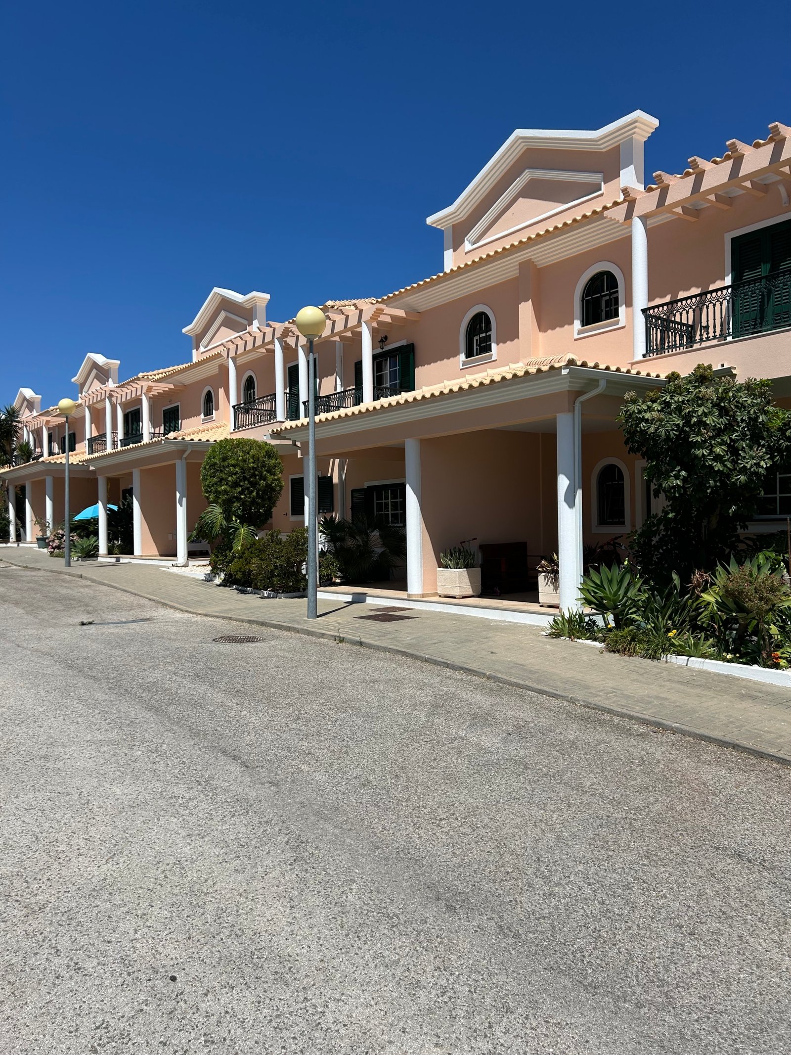 IMG_2117 3 Bedroom Villa in Private Condominium with Pool – Albufeira, Algarve