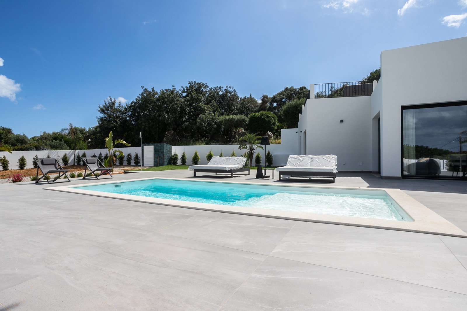IMG_6379 Exceptional Single-Level Villa with Pool & Ocean Views – Bias do Sul, Olhão