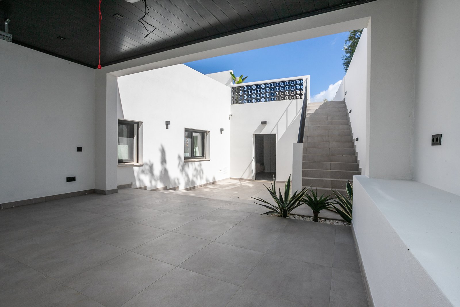 IMG_6418 Exceptional Single-Level Villa with Pool & Ocean Views – Bias do Sul, Olhão