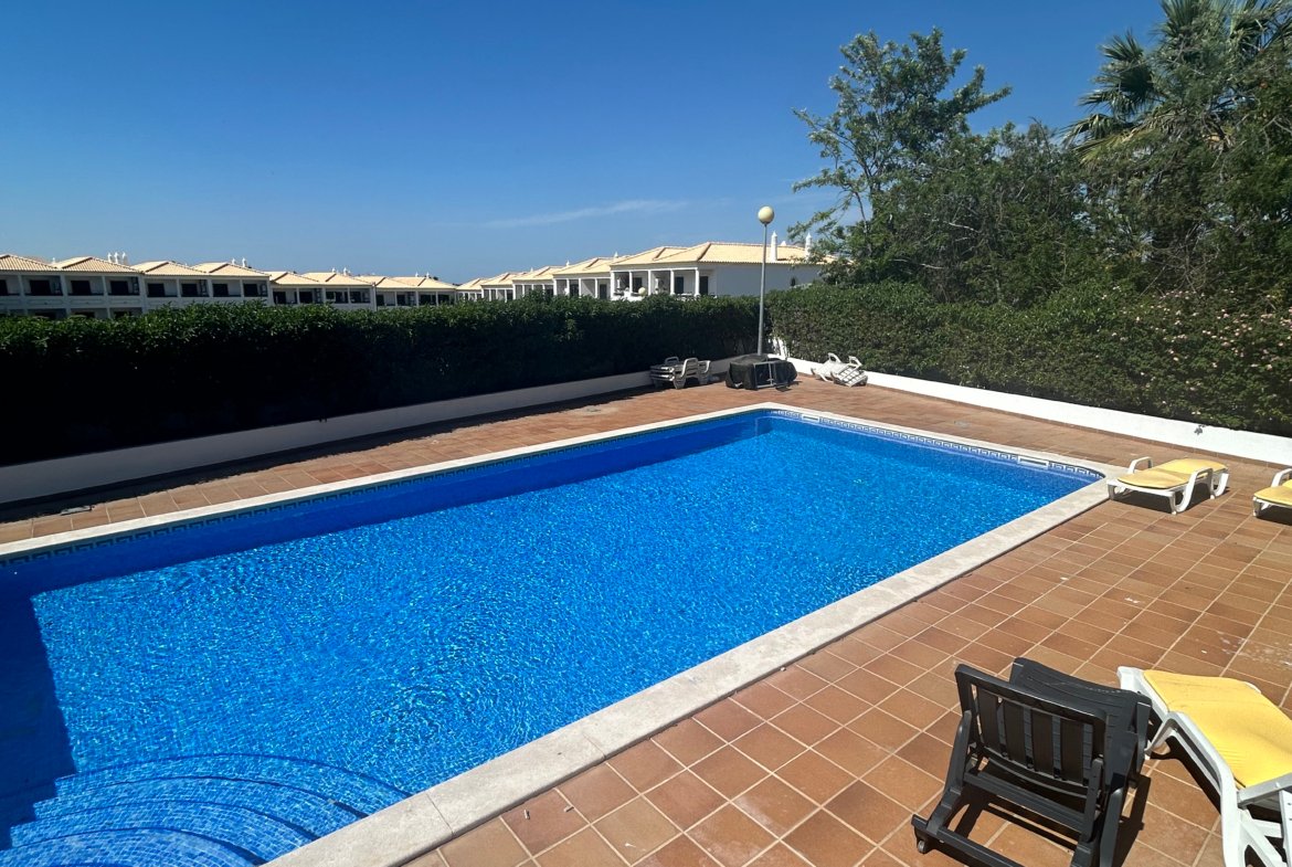 3 Bedroom Villa in Private Condominium with Pool – Albufeira, Algarve