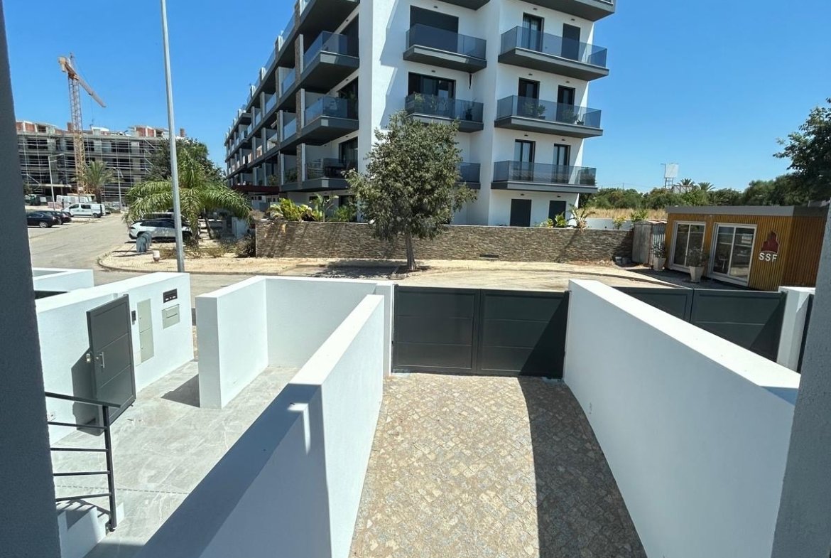 Villa with Pool & Sea Views – Tavira, Algarve
